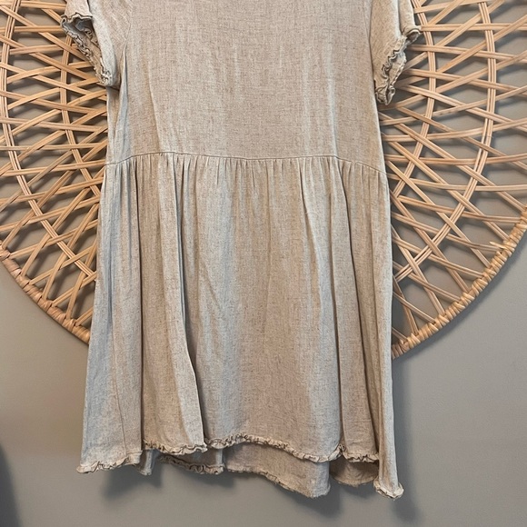 L.A. Hearts Linen Dress - Picture 2 of 4